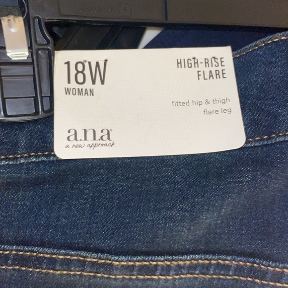 a.n.a - Plus Womens High Rise Flare Leg Jean Size 18W New With Tags - Picture 5 of 6